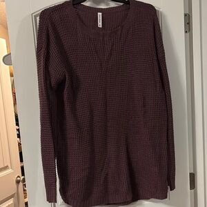 Zenana Outfitters Maroon Waffle Knit Sweatshirt